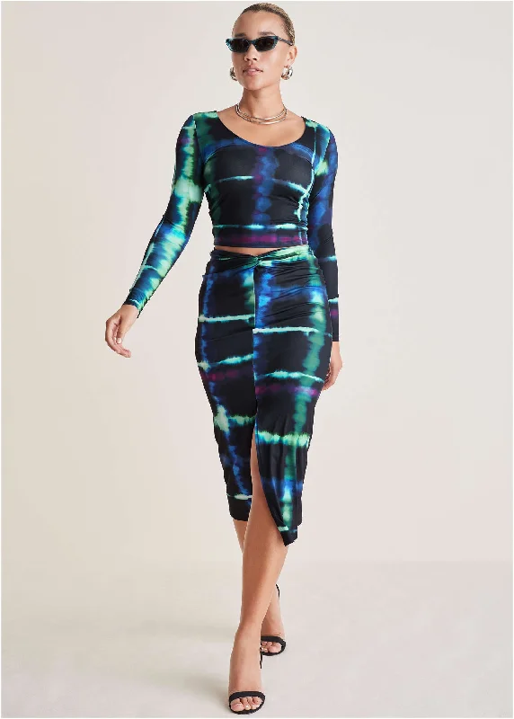 Personalized Outfit Twist Front Midi Set - Blurred Plaid