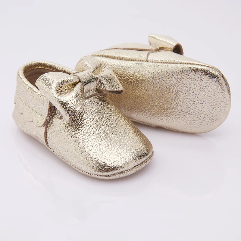 Single-shoulder Neck Design Gold Bow Booties